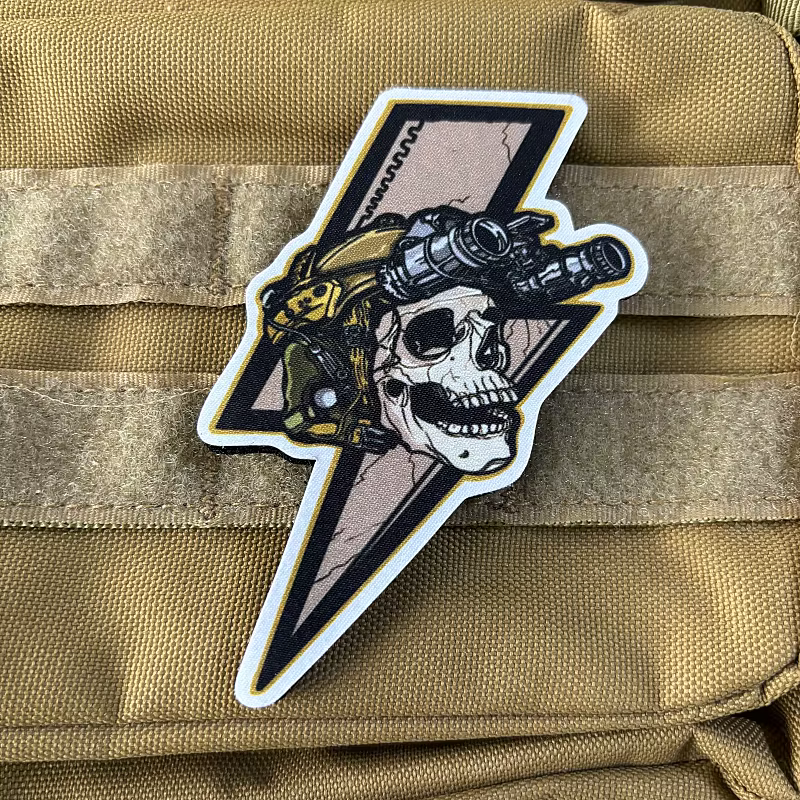 Parche táctico velcro calavera relámpago bordado – Insignia militar