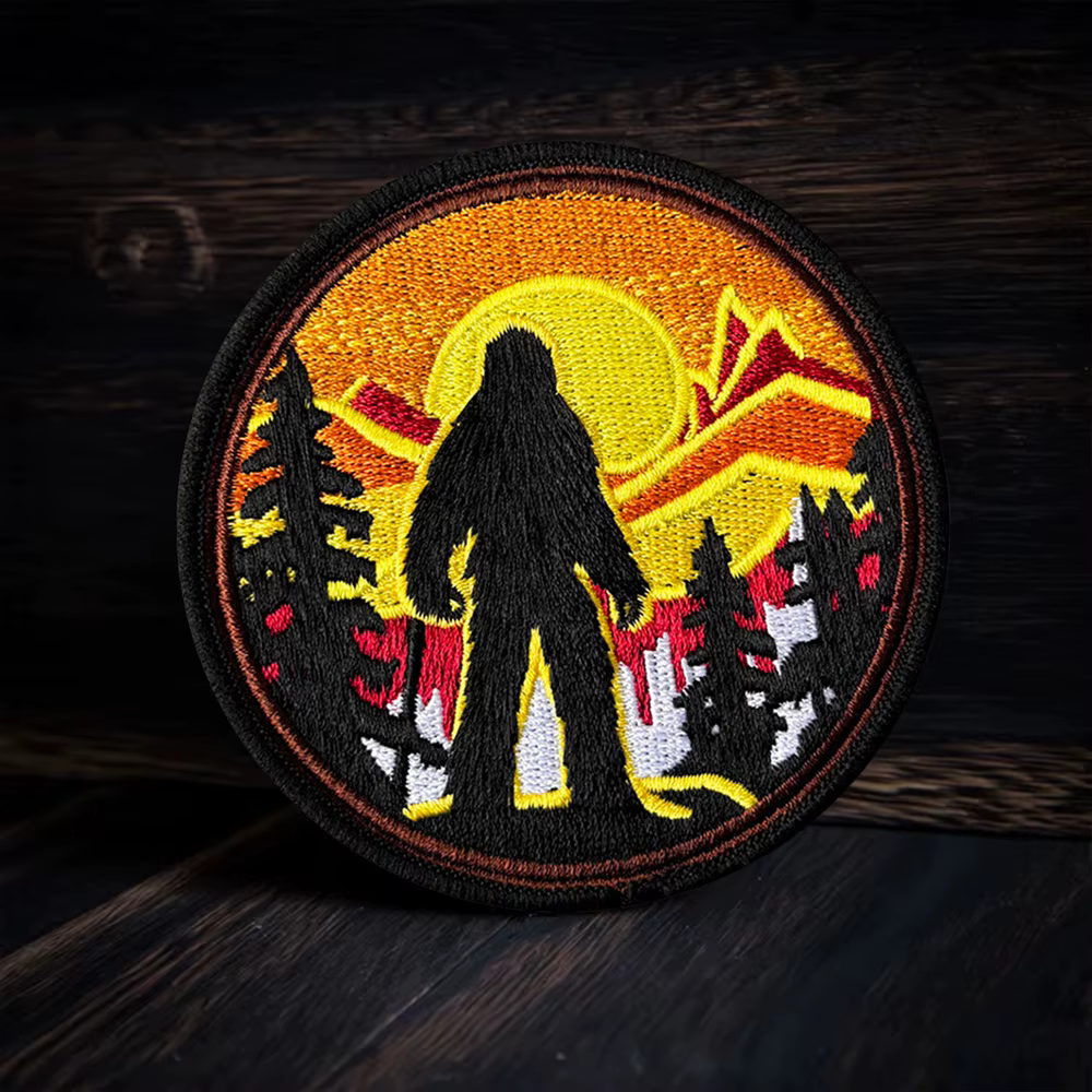 Parche táctico Bigfoot bordado con velcro gancho y bucle - imagen 4