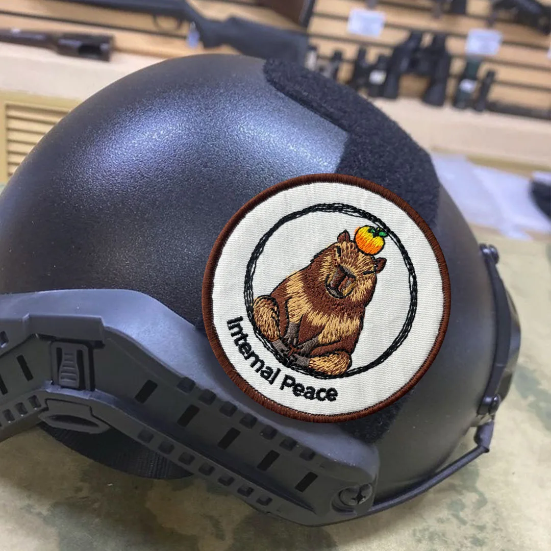 Parche táctico bordado capibara meme zen para mochila - imagen 3