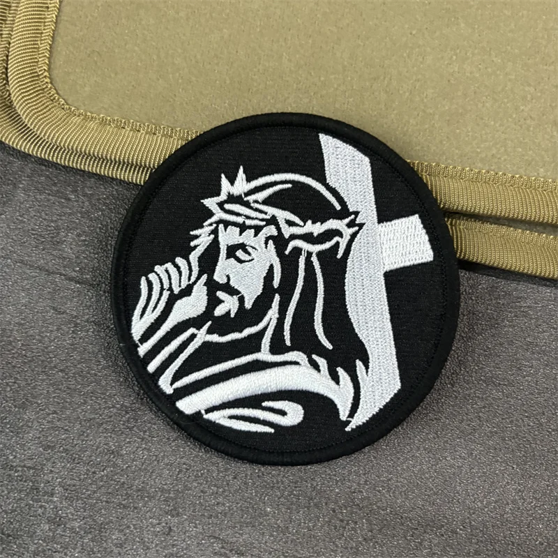 Parche táctico bordado «Jesús» con velcro para mochila y uniforme - imagen 5