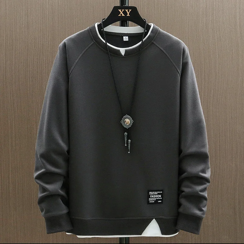 Opciones de look con sudadera casual