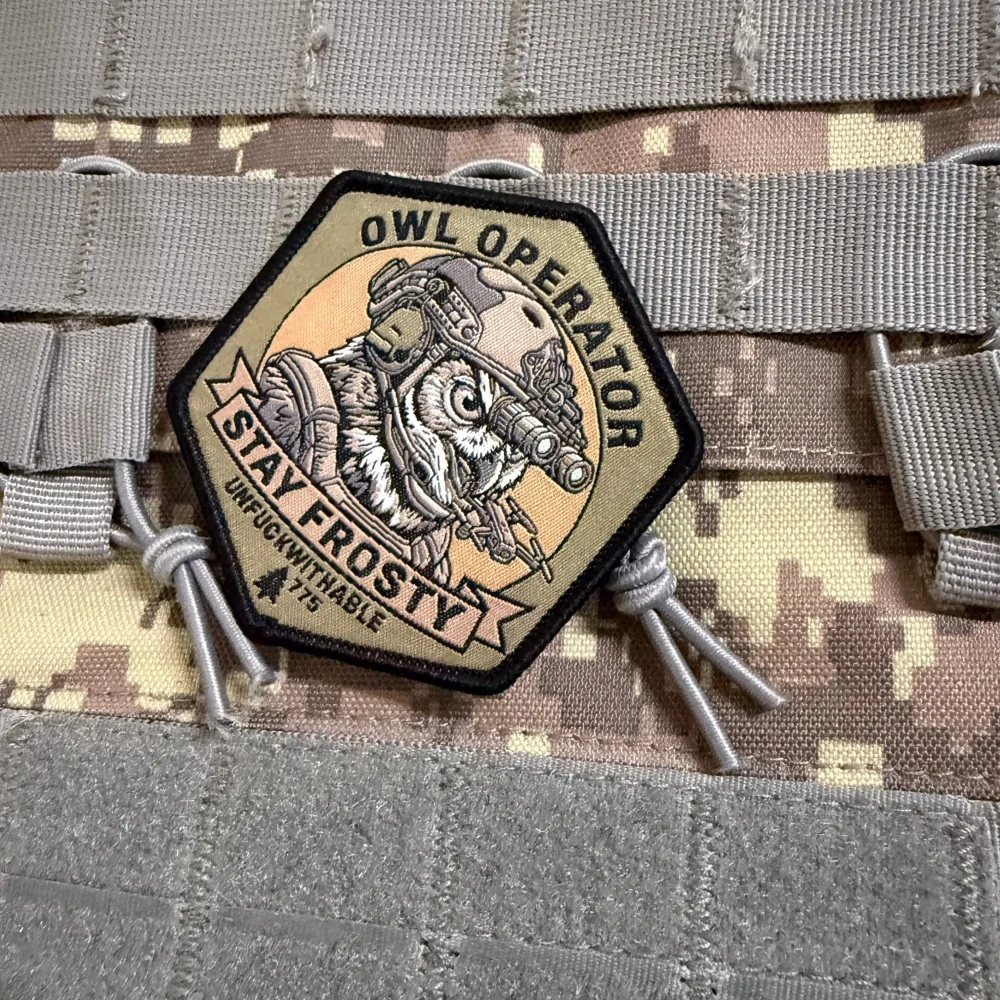 Parche táctico velcro búho operador Stay Frosty, insignia tejida