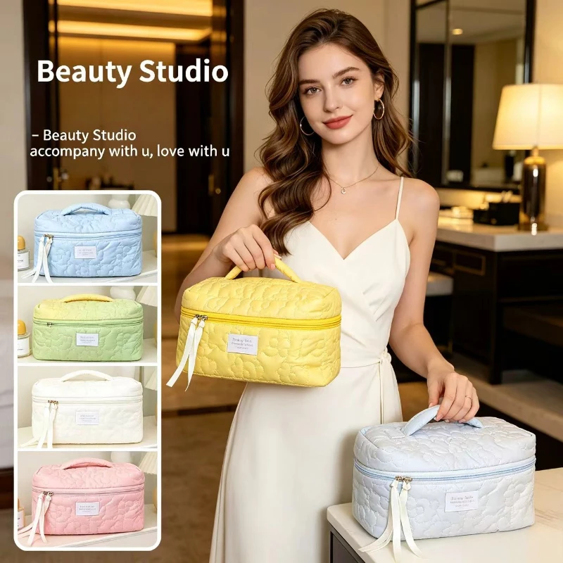 Bolsa de cosméticos acolchada Cloud de gran capacidad