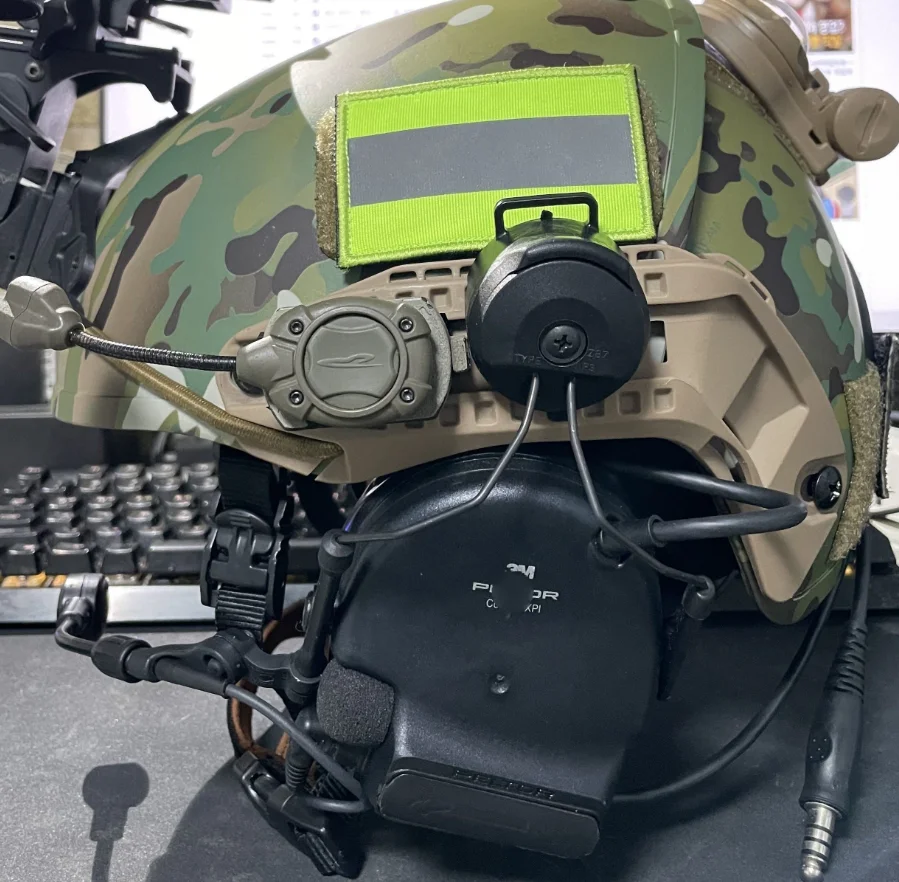 Soporte de montaje para casco de auriculares tácticos con clip - imagen 5