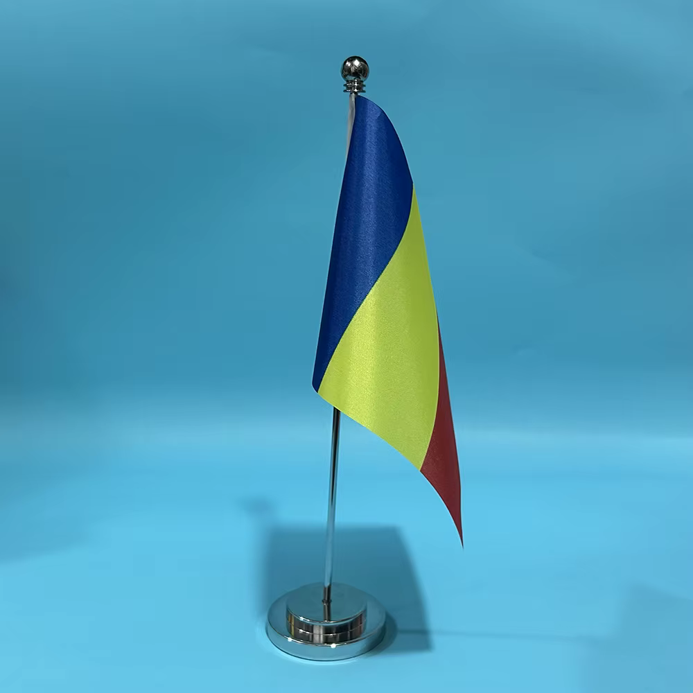 Vista frontal de la bandera en posición de uso