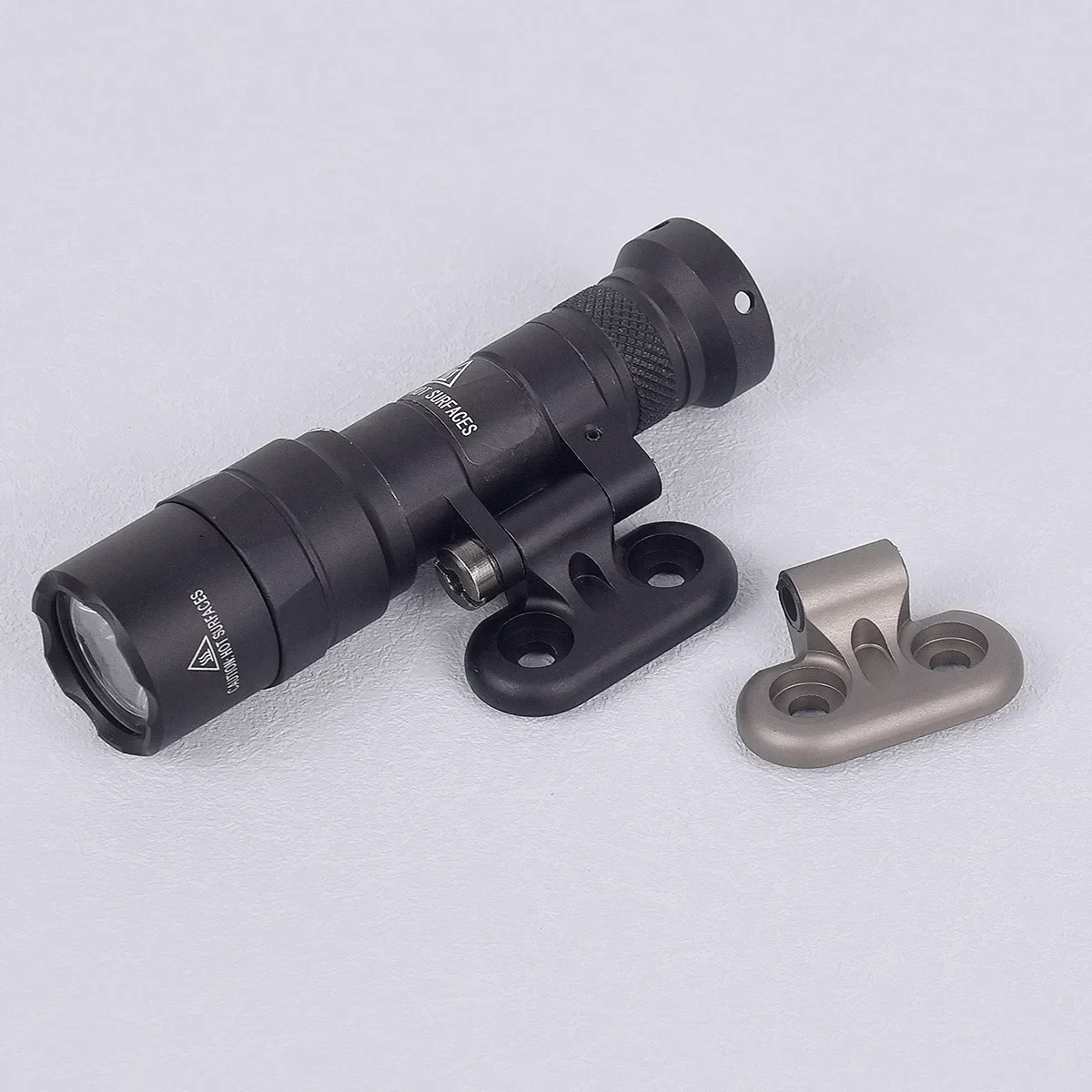 Base táctica para linterna RM45 con sistema M-LOK para montaje - imagen 2