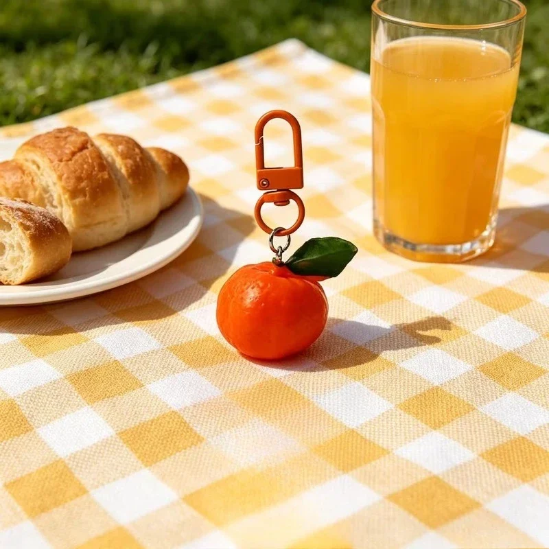 Llavero naranja miniatura colgante decorativo para bolso - imagen 3