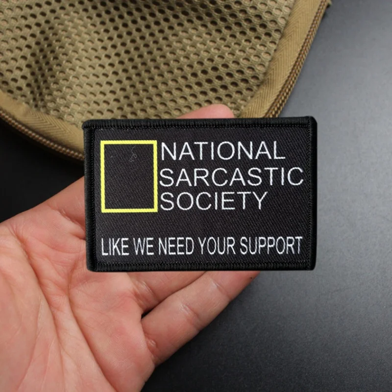 Parche National Sarcasm Society – detalle