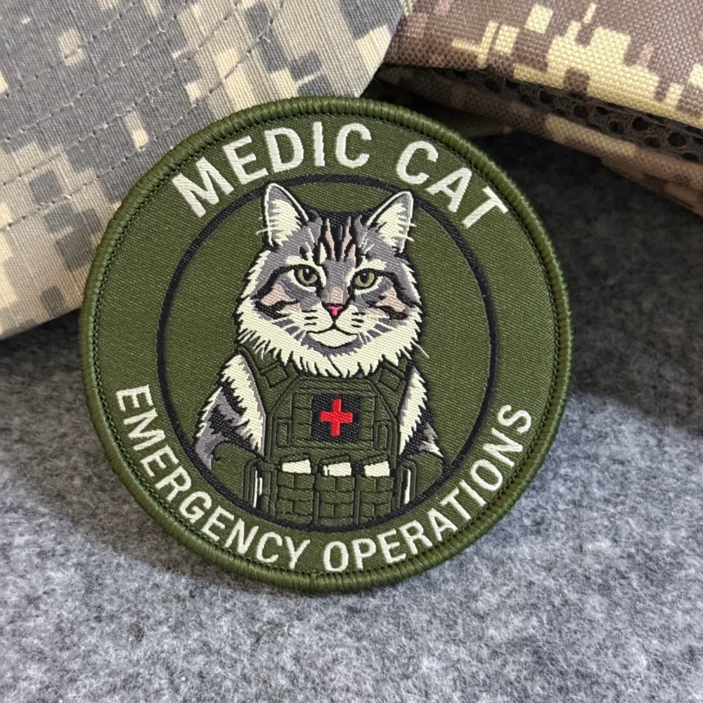 Parche bordado táctico gatito con velcro EMERGENCY MEDIC para mochila - imagen 4