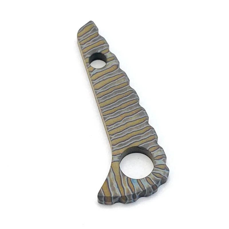 Espaciador trasero de titanio Spyderco Paramilitary para cuchillos - imagen 2