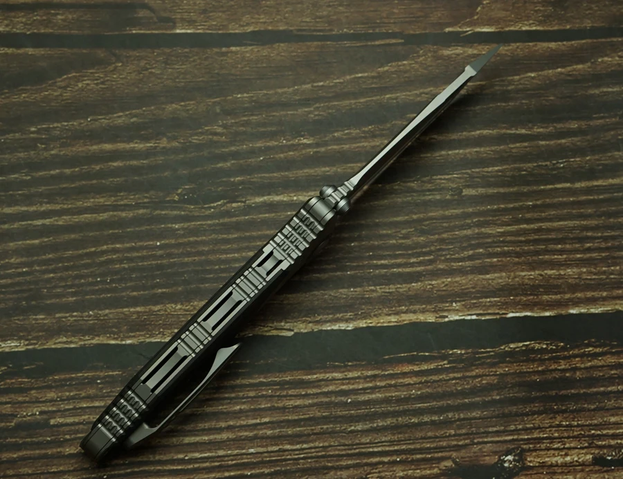 Cuchillo plegable Socom Bravo M390 – Fibra carbono, mango titanio, uso EDC y supervivencia - imagen 5