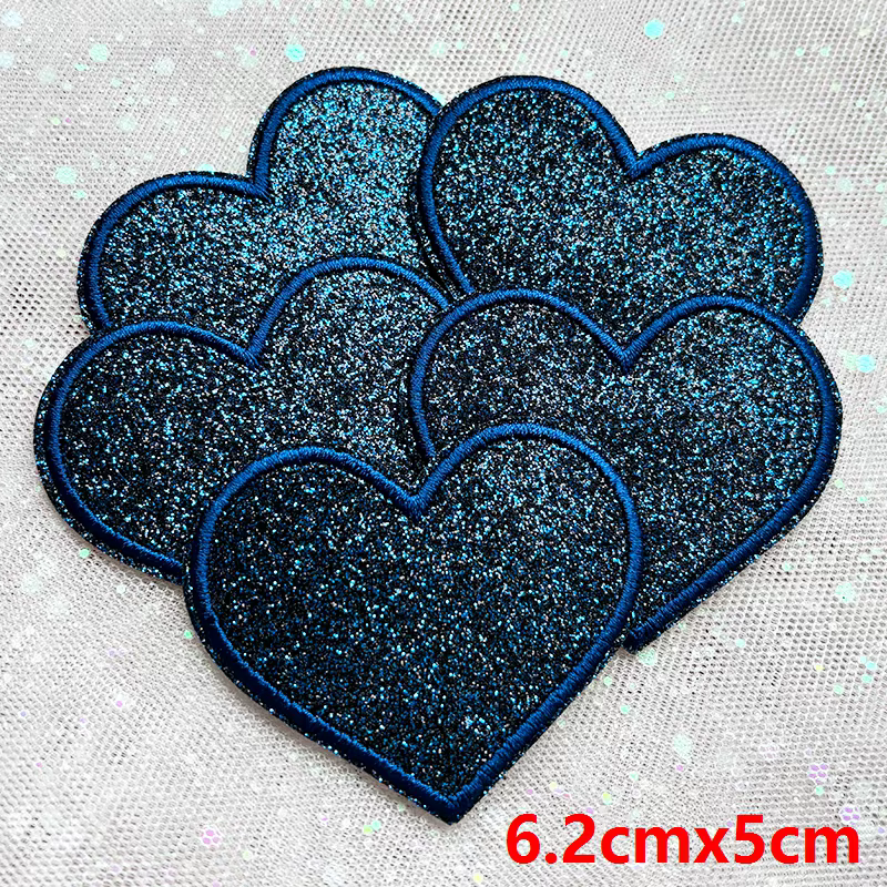 Conjunto de corazones listo para decorar