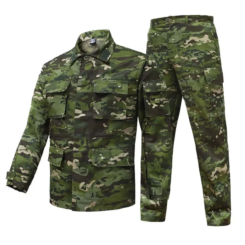 Uniforme camuflaje exterior vista frontal