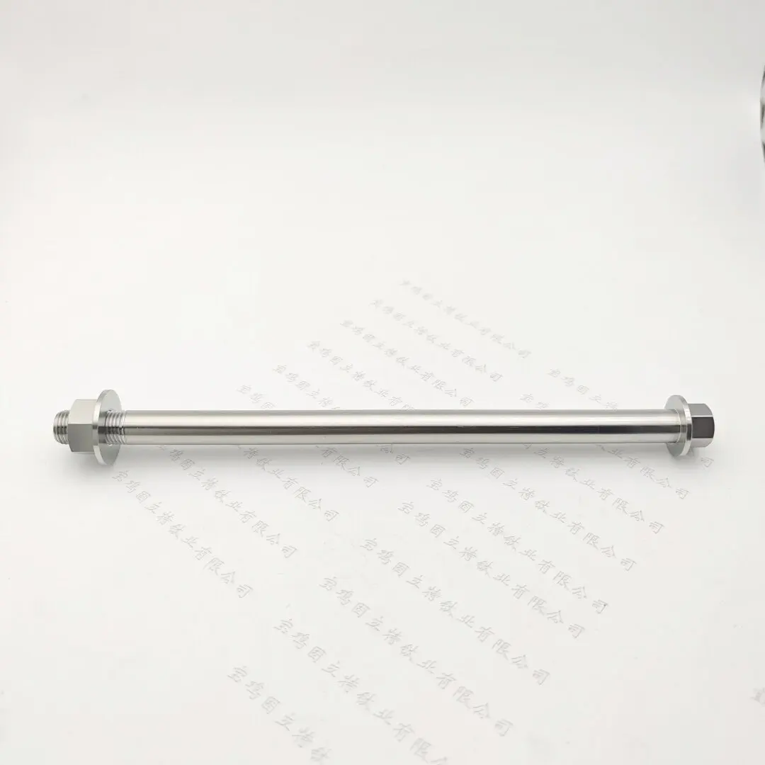 Tornillo de titanio M10 con tapa de brida - imagen 2