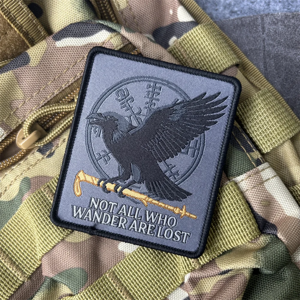 Parche táctico de cuervo con velcro para insignia moral - imagen 3
