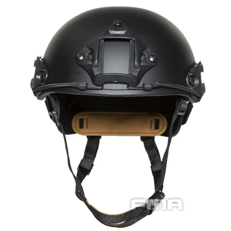Perfil lateral del casco ajustado a una cabeza mediana