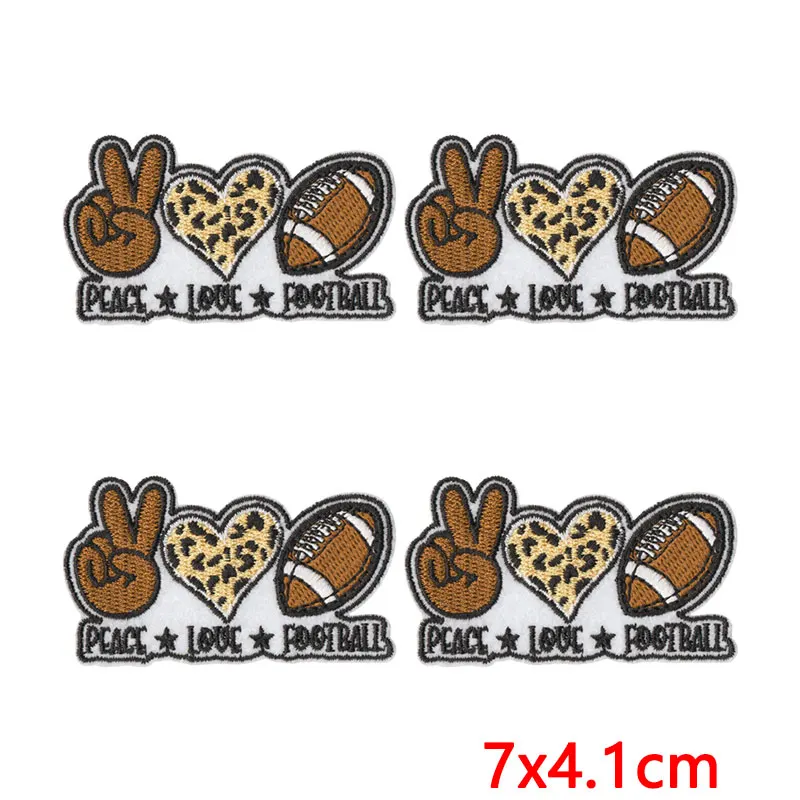 Parche termoadhesivo leopardo con lazo, fútbol y amor estilo preppy - imagen 2