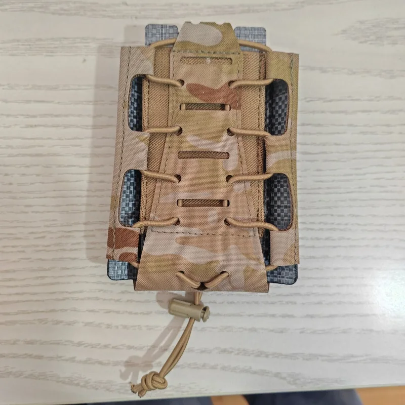 Portacargadores Tegris con placa y cuerda de ajuste elástica - imagen 2