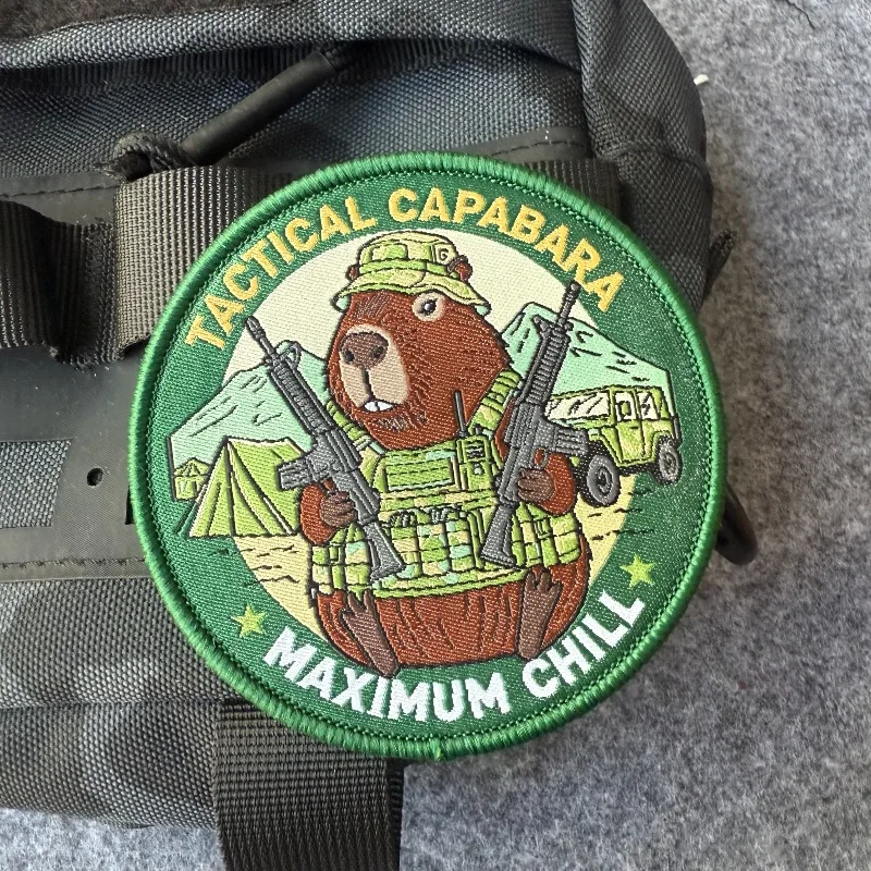 Parche táctico bordado capibara con gancho y bucle para mochila - imagen 2