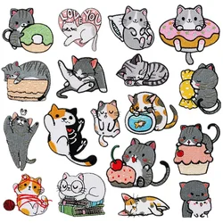 Parche bordado para planchar gatitos juguetones en ropa de bebé
