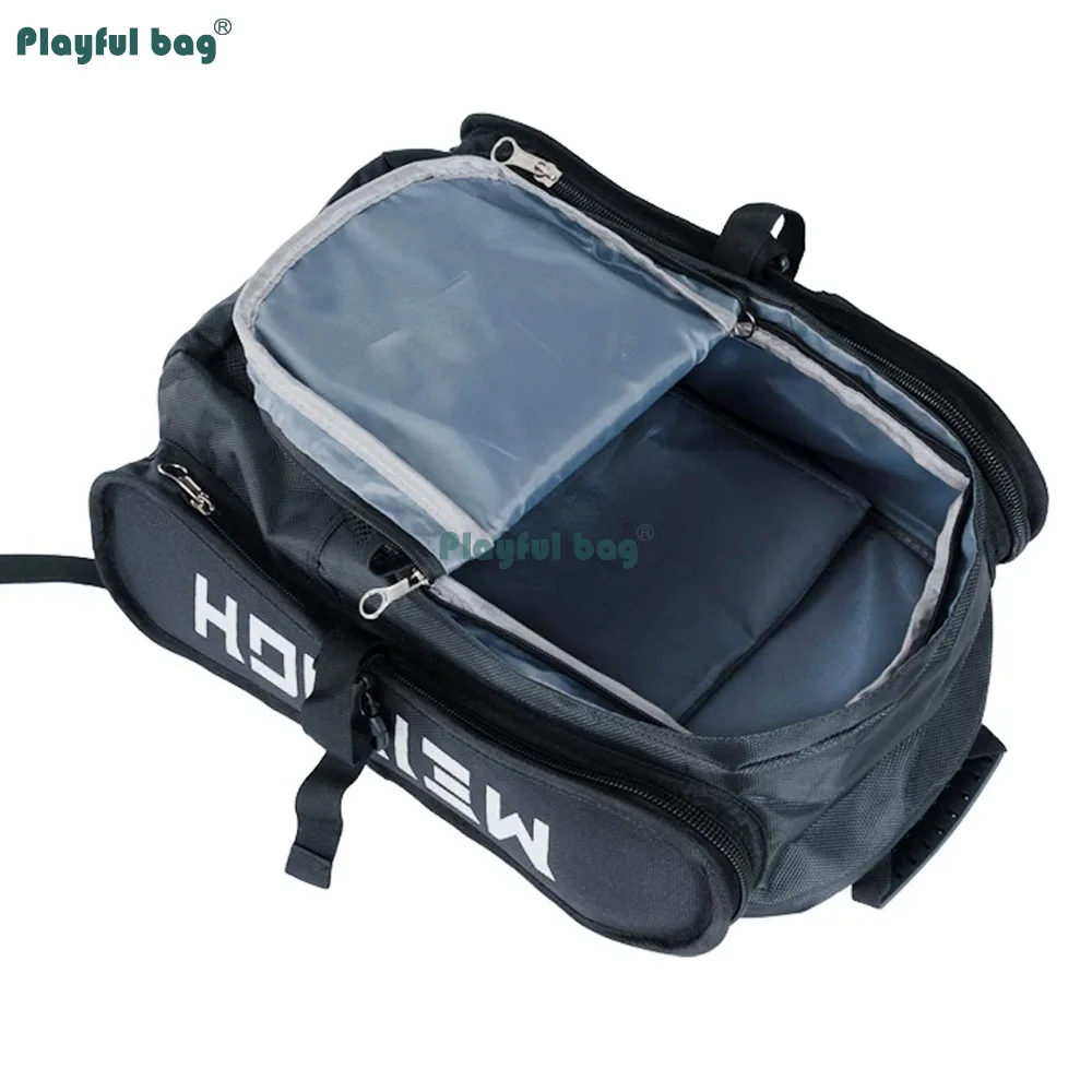 Mochila patines línea 4x110mm con compartimento casco AMB352