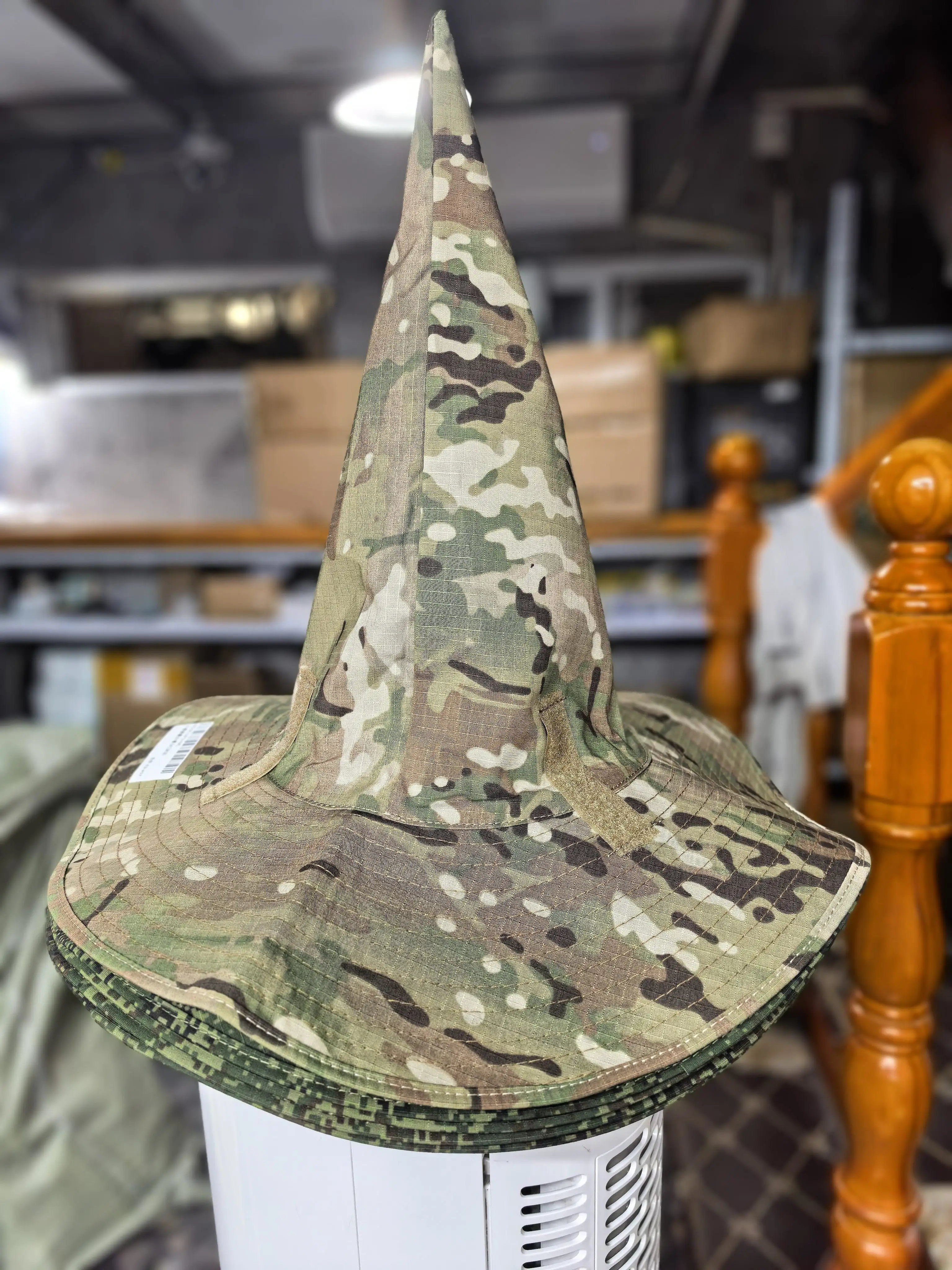 Sombrero de ala ancha con protección solar de punta - imagen 4