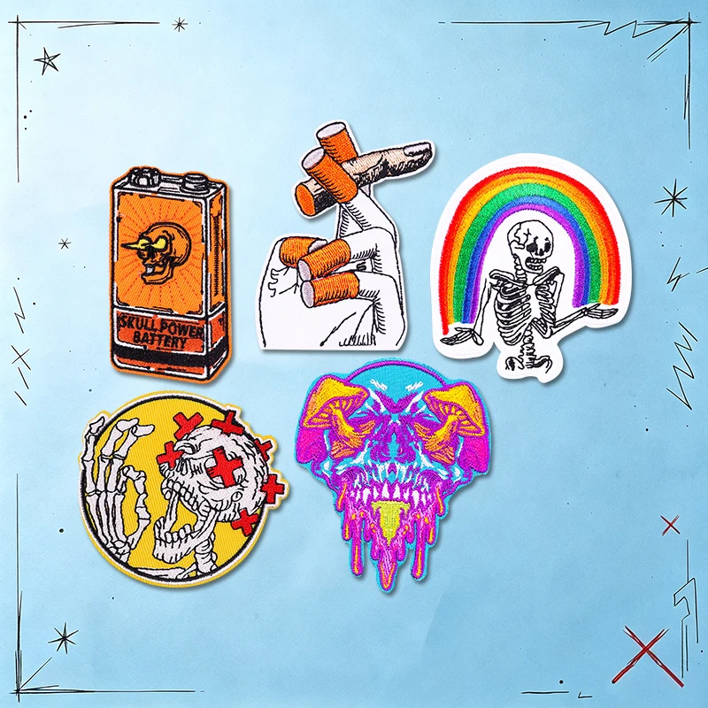 Parche termoadhesivo bordado punk Game Over: llamas, corazón y calavera - imagen 2