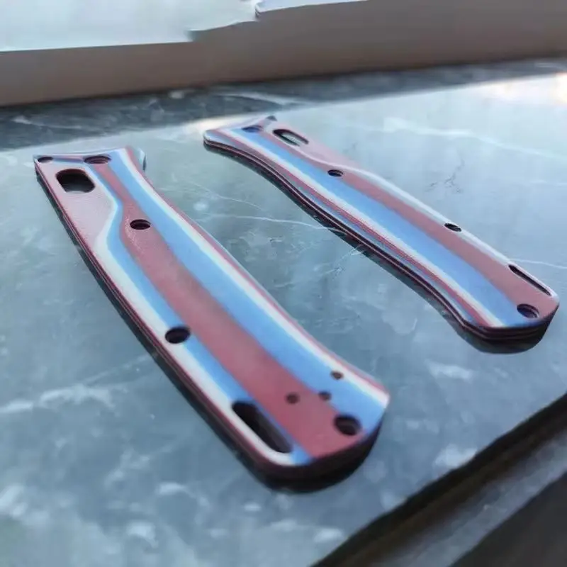 Benchmade Bugout 535: Cachas G10 azul, rojo y blanco para reemplazo - imagen 5