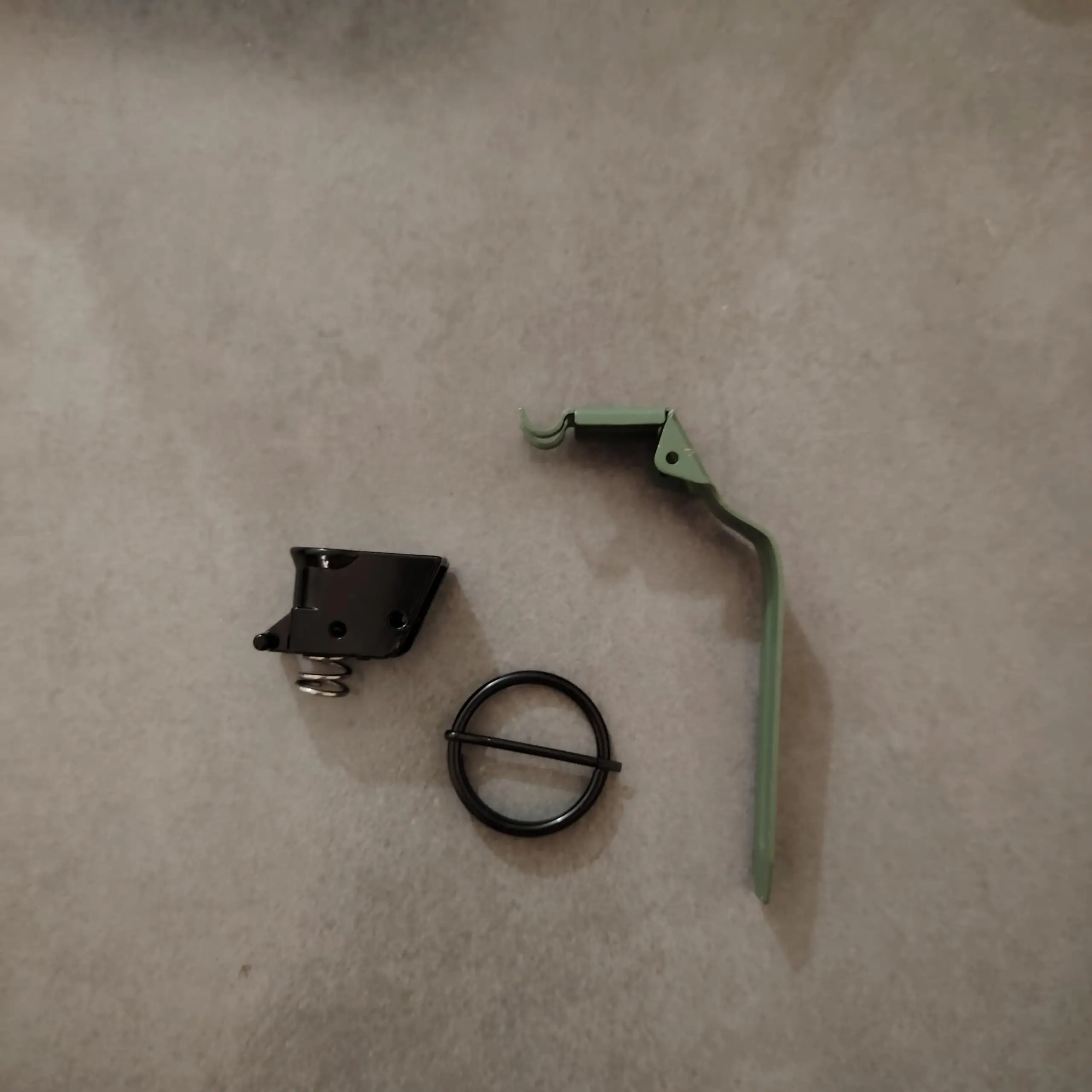 Accesorio para maqueta militar: depósito con anilla de extracción - imagen 2