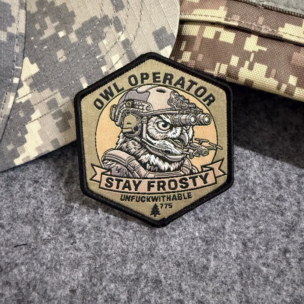 Parche táctico velcro búho operador Stay Frosty, insignia tejida - imagen 5