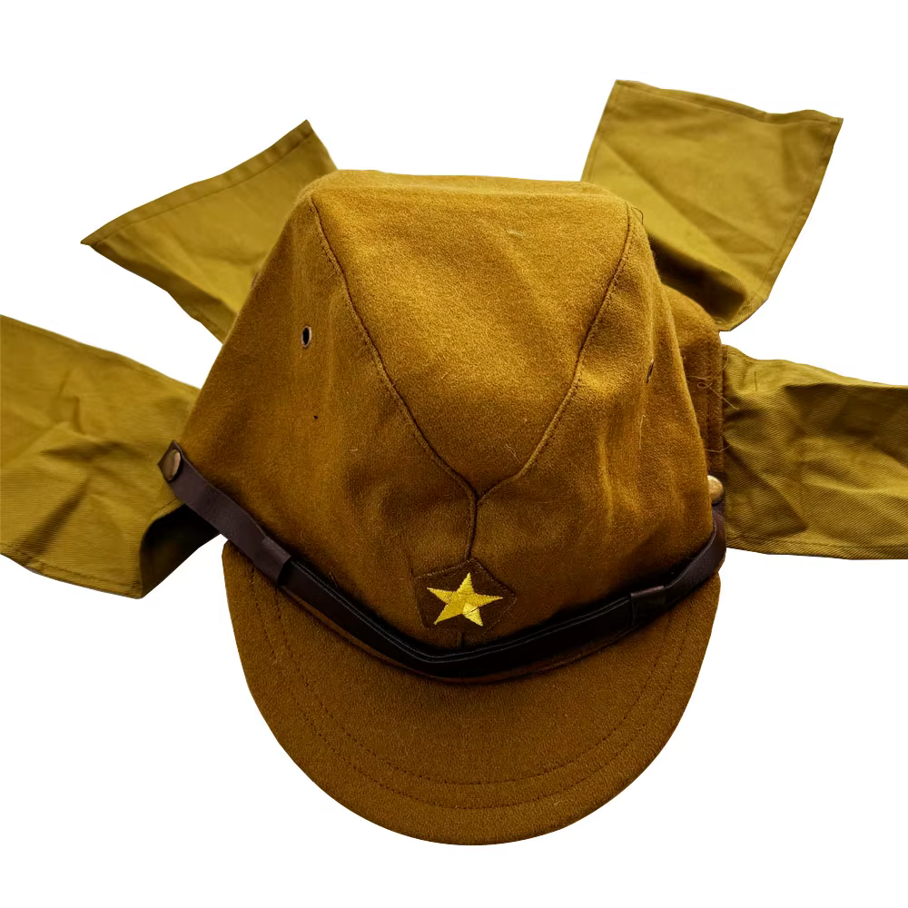 Detalle del gorro militar japonés con ribeteado