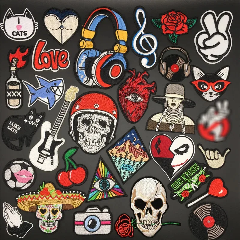 Parche táctico bordado calavera con auriculares para planchar o coser - imagen 3