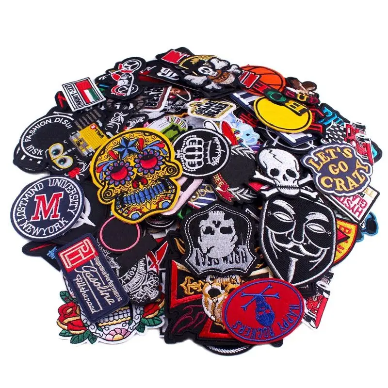 Colección de parches punk y rock