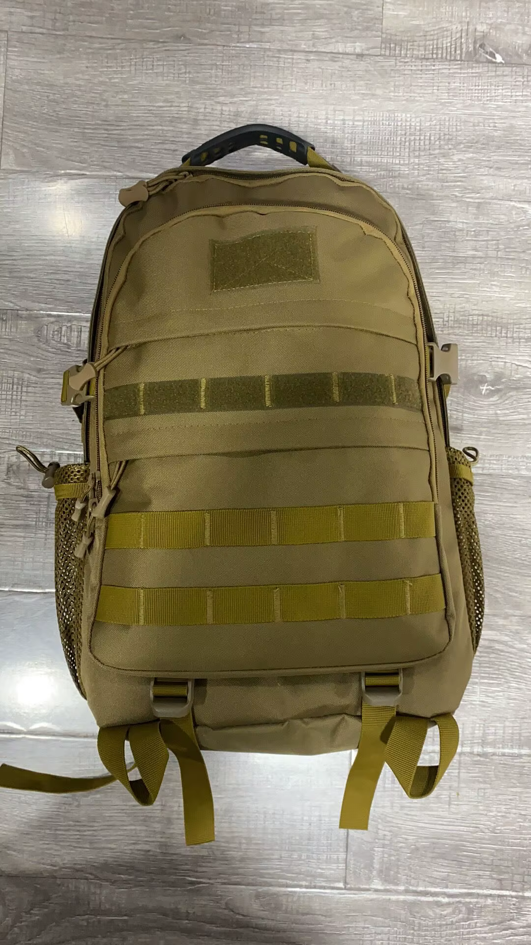 Mochila táctica Strength Knight vista frontal