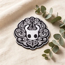 Parche bordado termoadhesivo Hollow Knight gótico para ropa y gorras