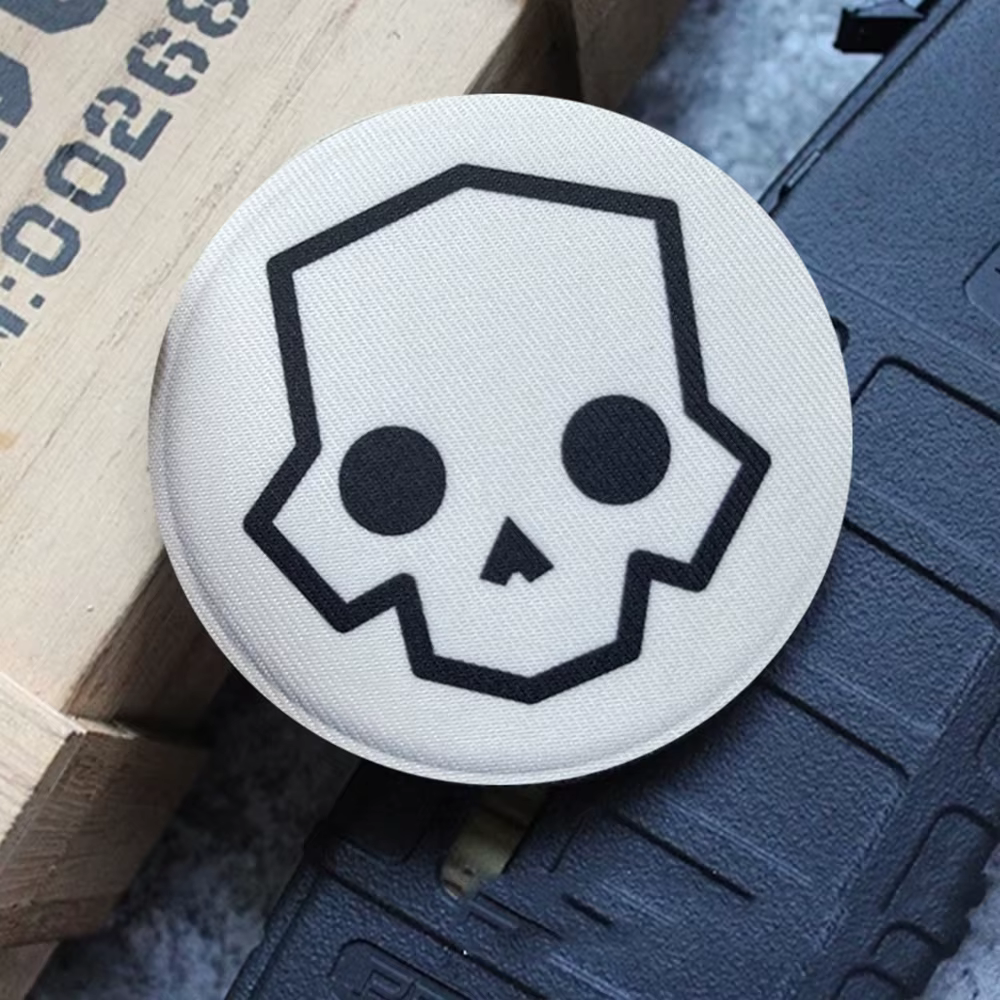 Parche táctico calavera blanca – Velcro para casco y mochila - imagen 4