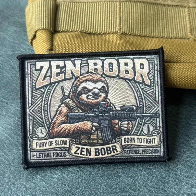 Zen Bobr Sloth Parche Táctico con Velcro para Mochilas y Ropa - imagen 3