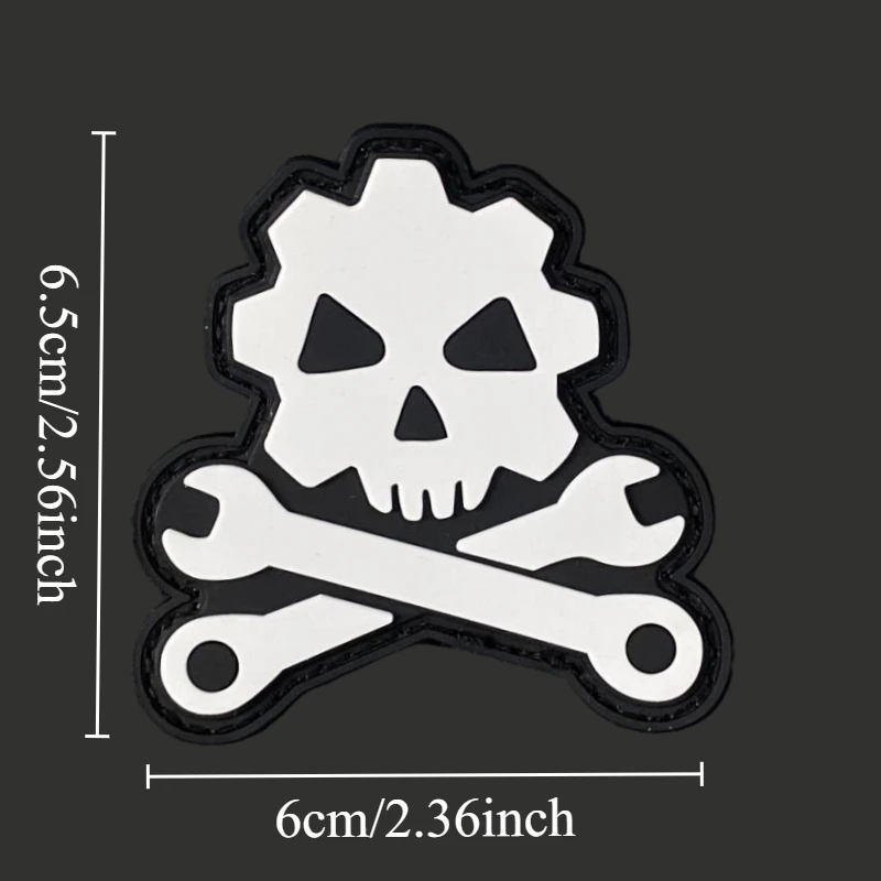 Parche táctico PVC 3D calavera mecánica con velcro para mochila