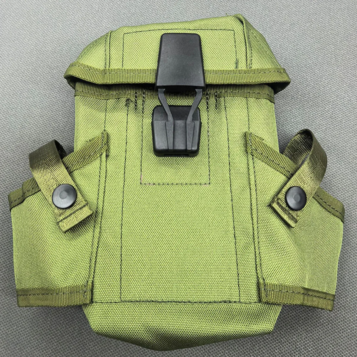 Bolsa táctica multiusos Ranger Green para acampada y senderismo