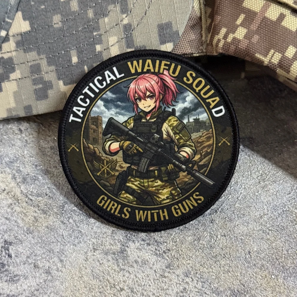 Parches tácticos gancho y bucle estilo anime con armas para ropa - imagen 2