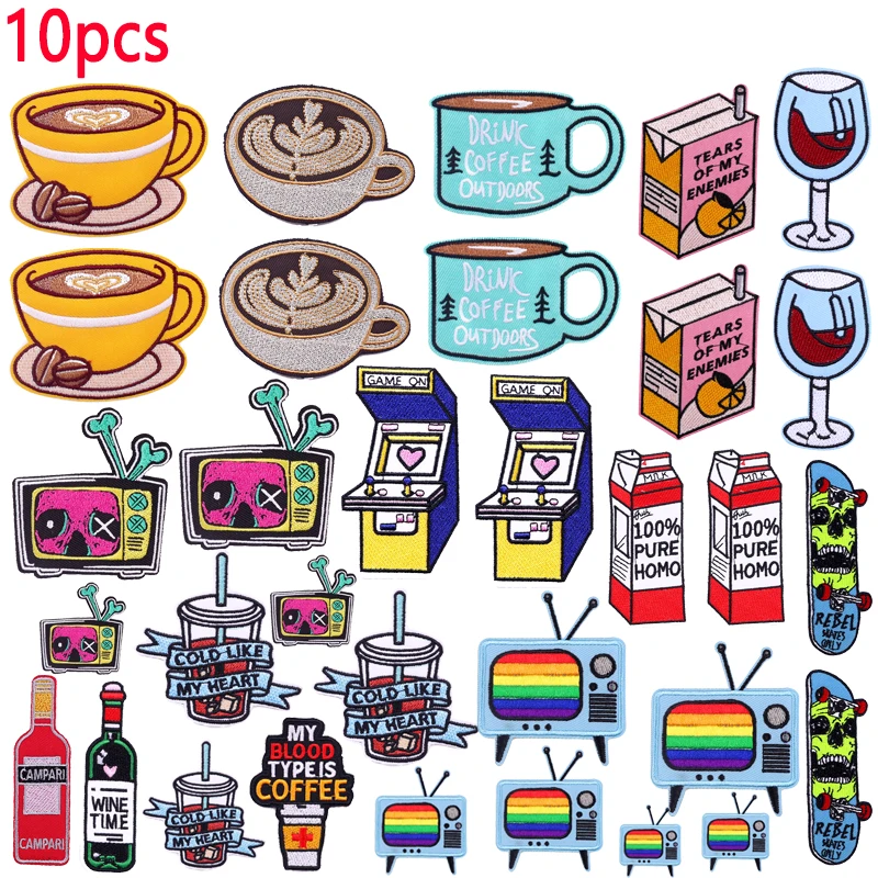 Tazas de dibujos animados coloridas