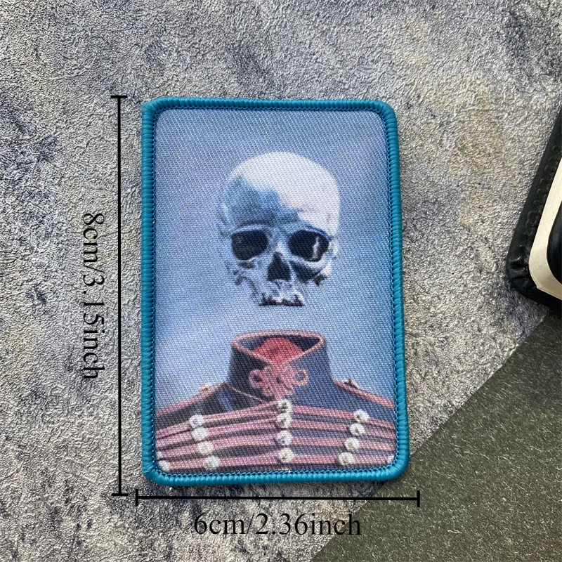 Parche militar táctico de calavera azul con cierre hook and loop