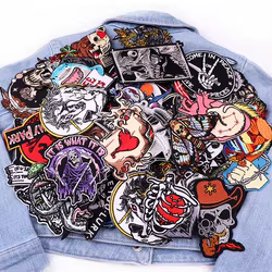 Parche bordado termoadhesivo calavera punk – Estilo militar y outdoor
