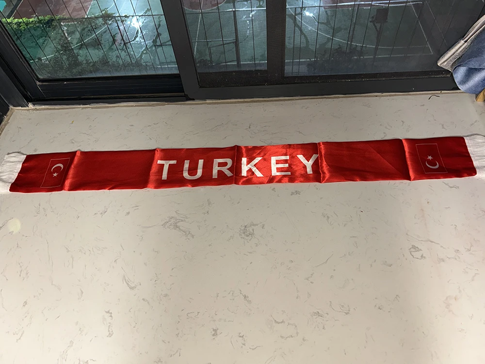 Bufanda de Turquía satén estampada doble cara con borlas para fútbol - imagen 4