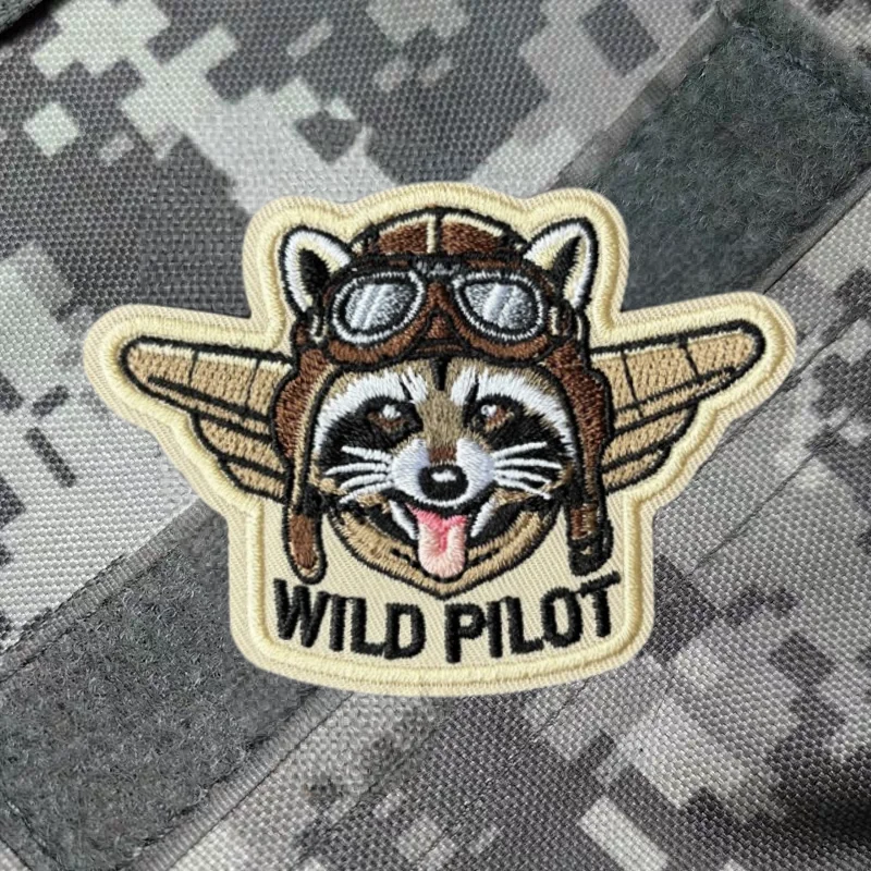 Parche bordado mapache piloto salvaje táctica con velcro para mochila - imagen 3