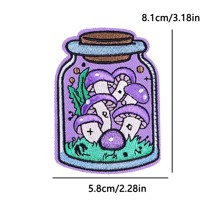Parche junto a herramientas de costura