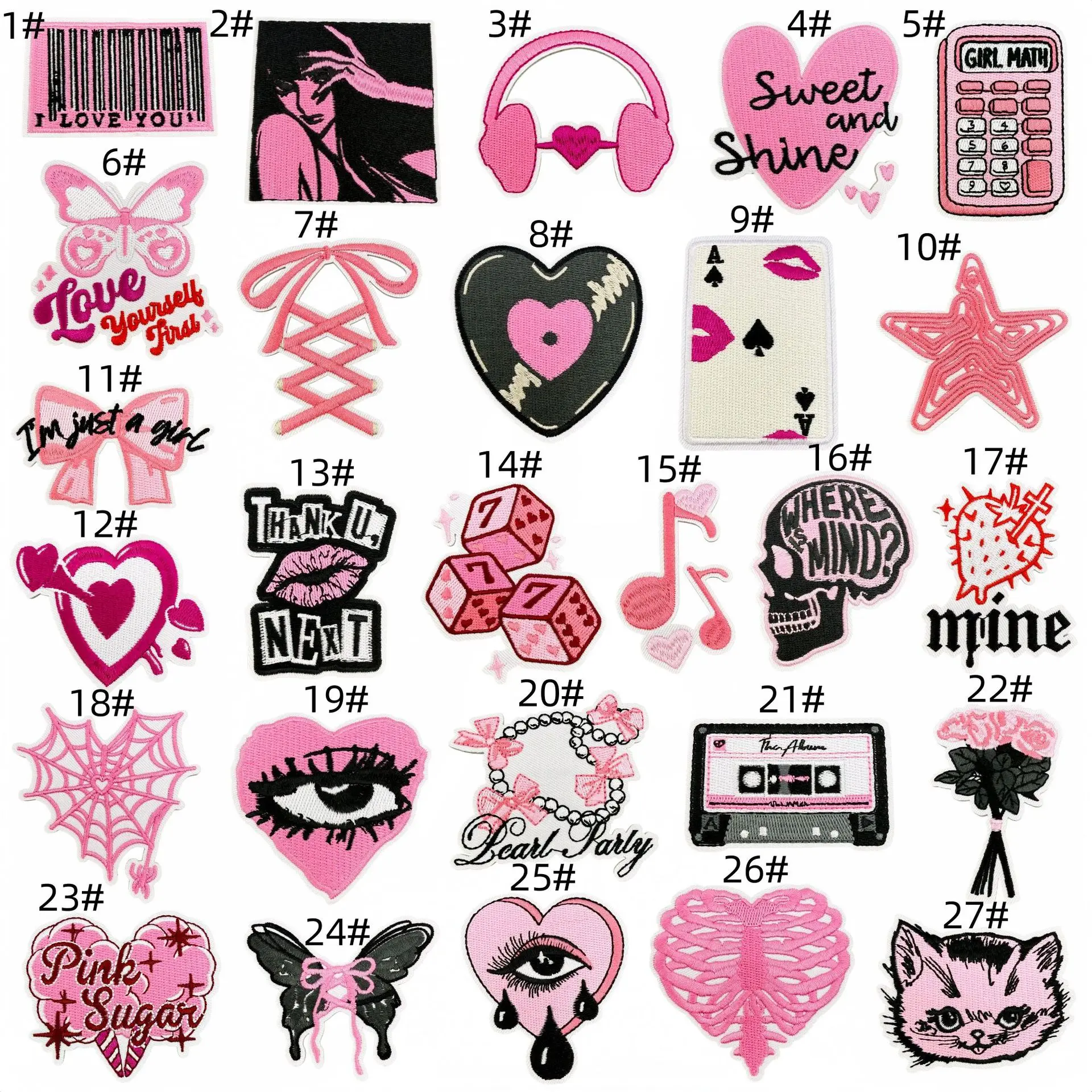 Emblema bordado en forma de corazón rosa