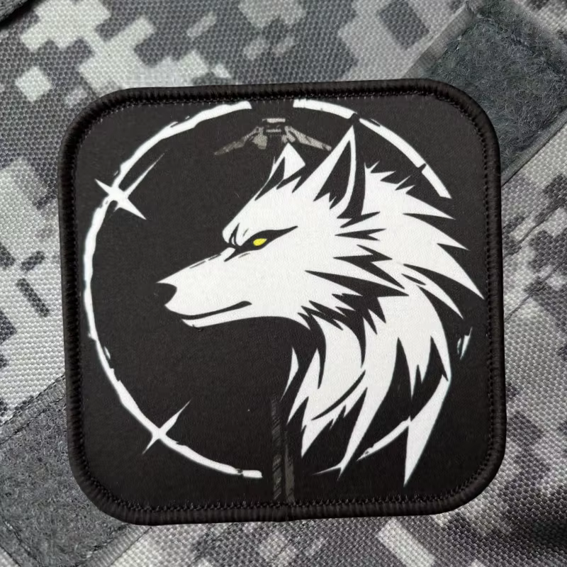Parche táctico lobo sombreado gancho y bucle para mochila militar - imagen 2