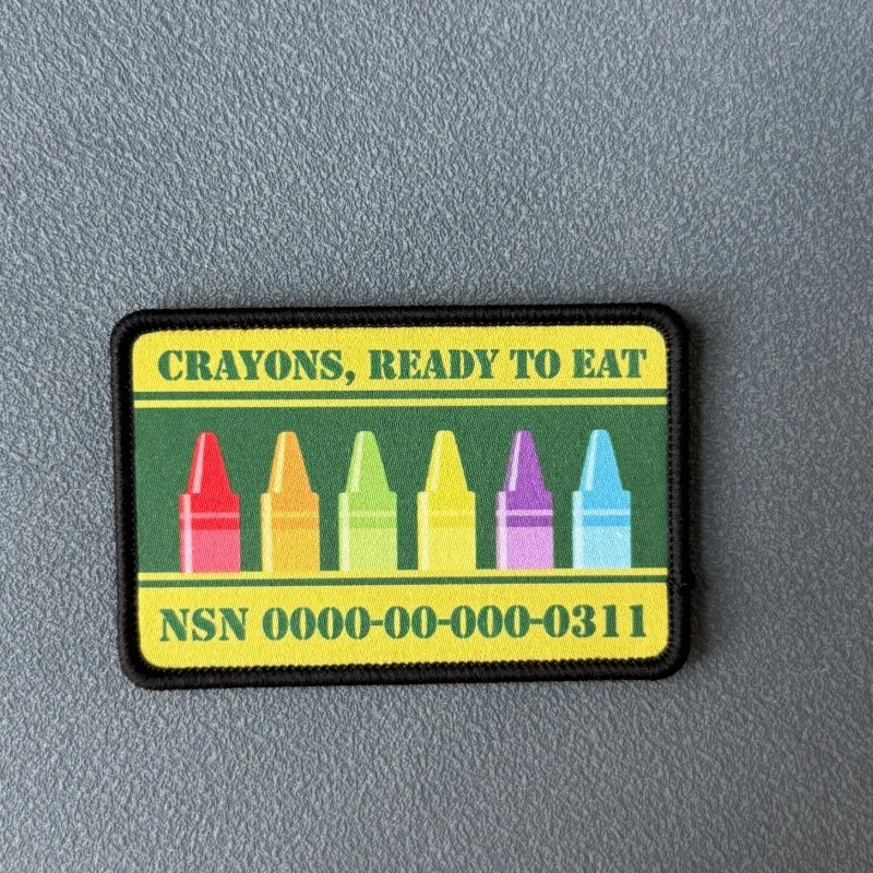 Parche táctico morale con gancho y bucle, diseño crayones impreso - imagen 3