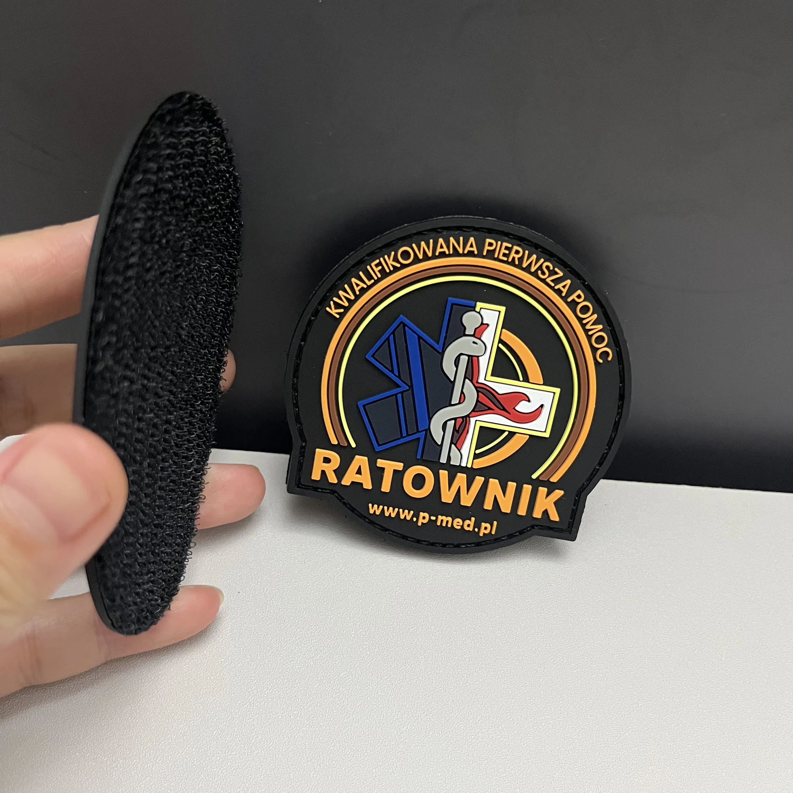 Parche táctico personalizable PVC y silicona con gancho-bucle - imagen 5